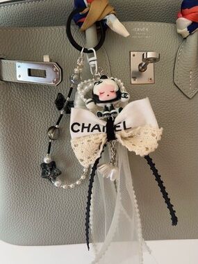 Authentic CC Ribbon With Pearl Bag Charm Keychain